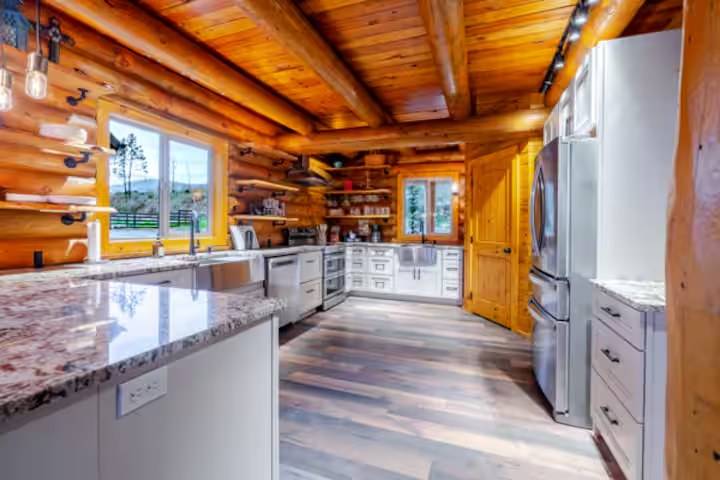 The full kitchen